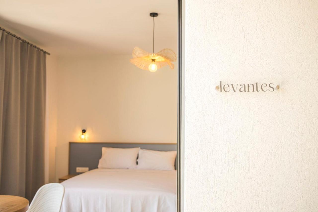 Arodo Suites Nea Iraklitsa Bagian luar foto